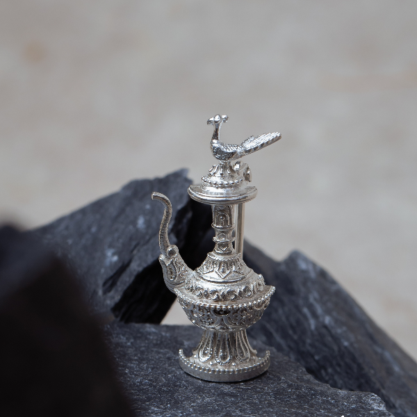 Anti brooch